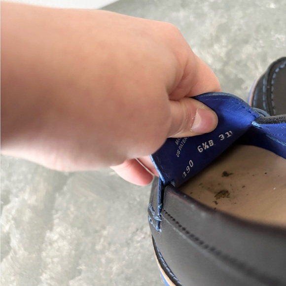 Women's Black Loafers - Picture 6 of 7